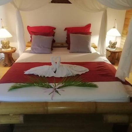 Bungalow Atypique Ti Bambou A 500M De La Plage ساينت آن المظهر الخارجي الصورة