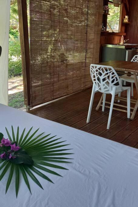 Bungalow Atypique Ti Bambou A 500M De La Plage ساينت آن المظهر الخارجي الصورة