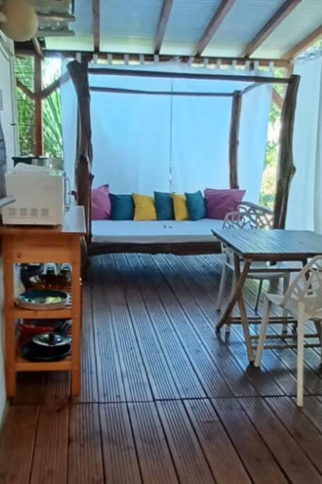 Bungalow Atypique Ti Bambou A 500M De La Plage ساينت آن المظهر الخارجي الصورة