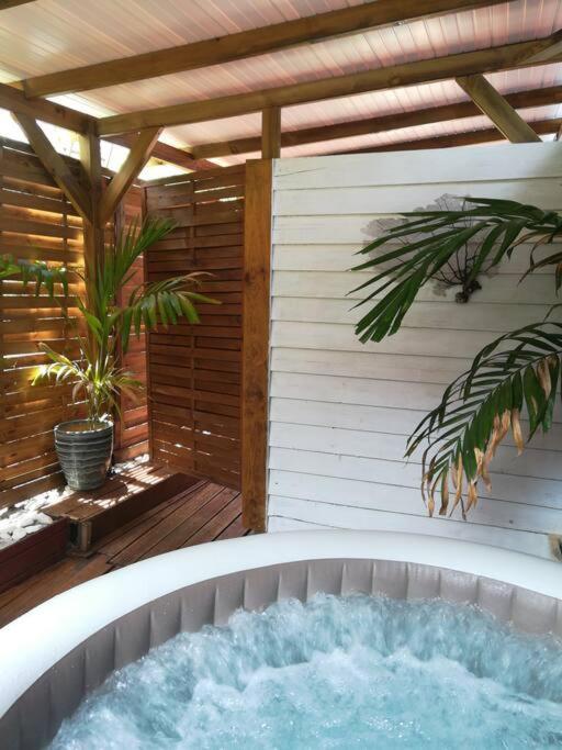Bungalow Atypique Ti Bambou A 500M De La Plage ساينت آن المظهر الخارجي الصورة