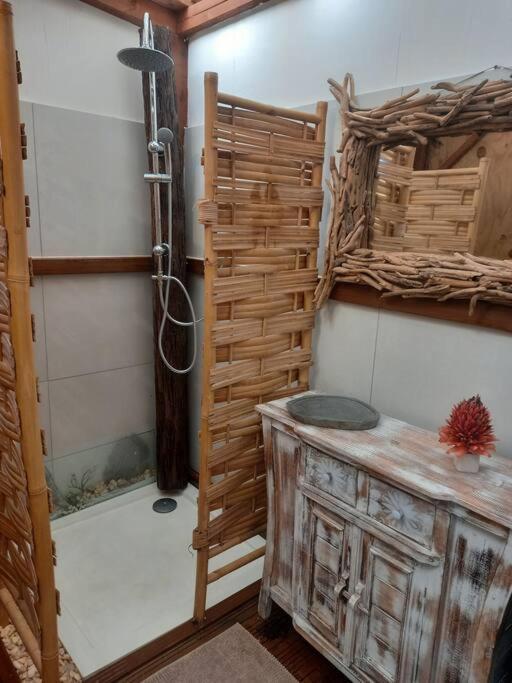 Bungalow Atypique Ti Bambou A 500M De La Plage ساينت آن المظهر الخارجي الصورة
